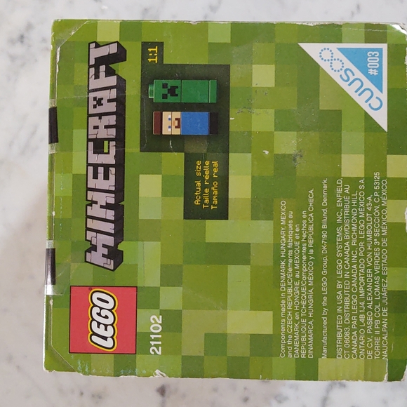 21102 Lego Minecraft Micro World Set - Picture 5 of 7
